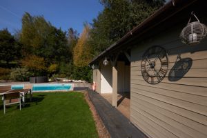 Communal Gardens- click for photo gallery